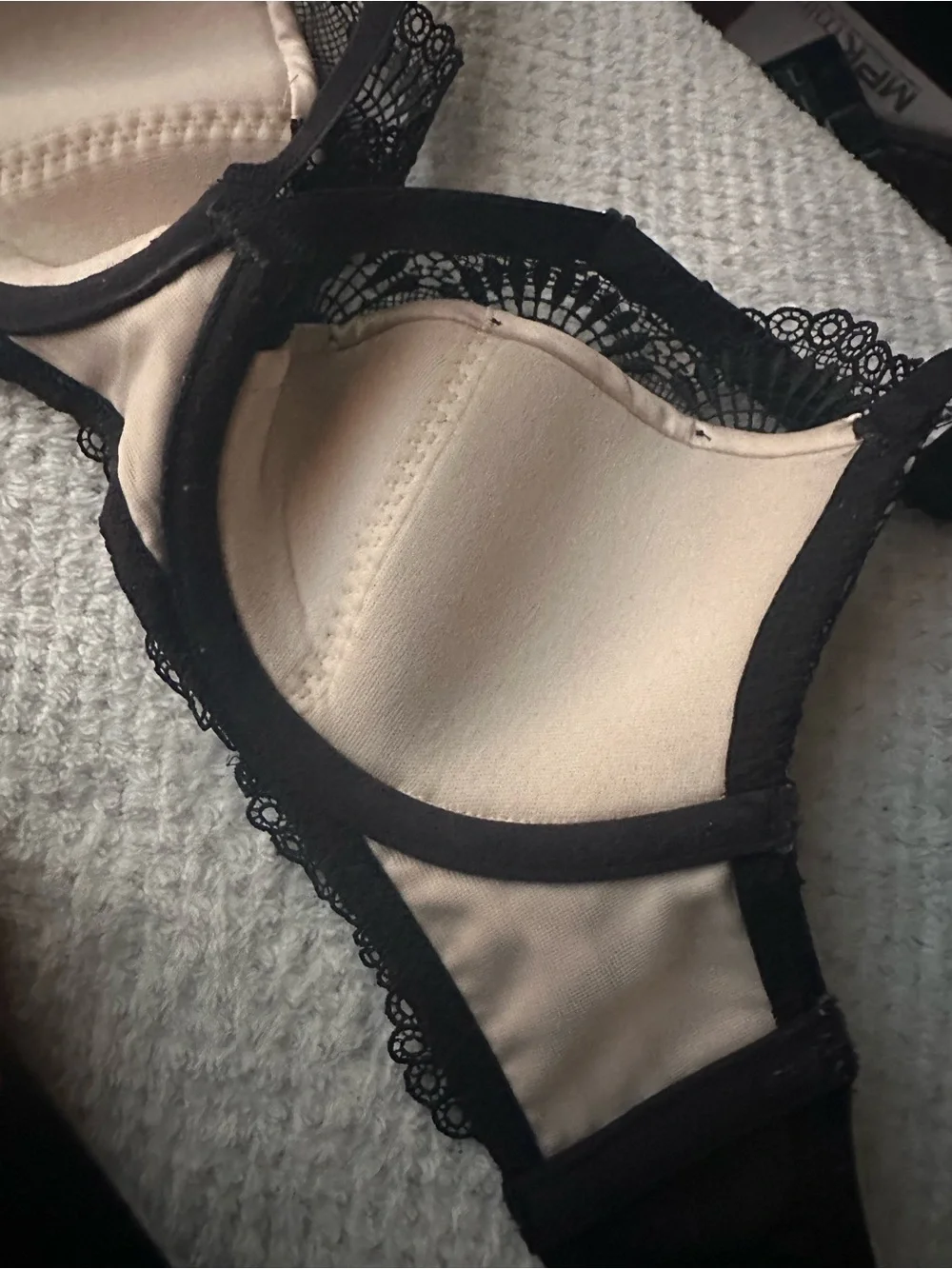 Lot of Playful Promises Bras 32B